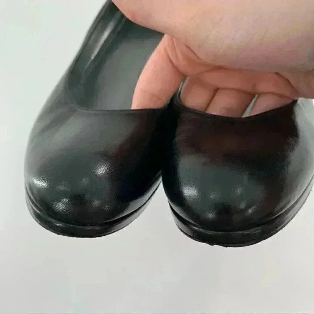 Stuart Weitzman womens heels size 8 black leather platforms